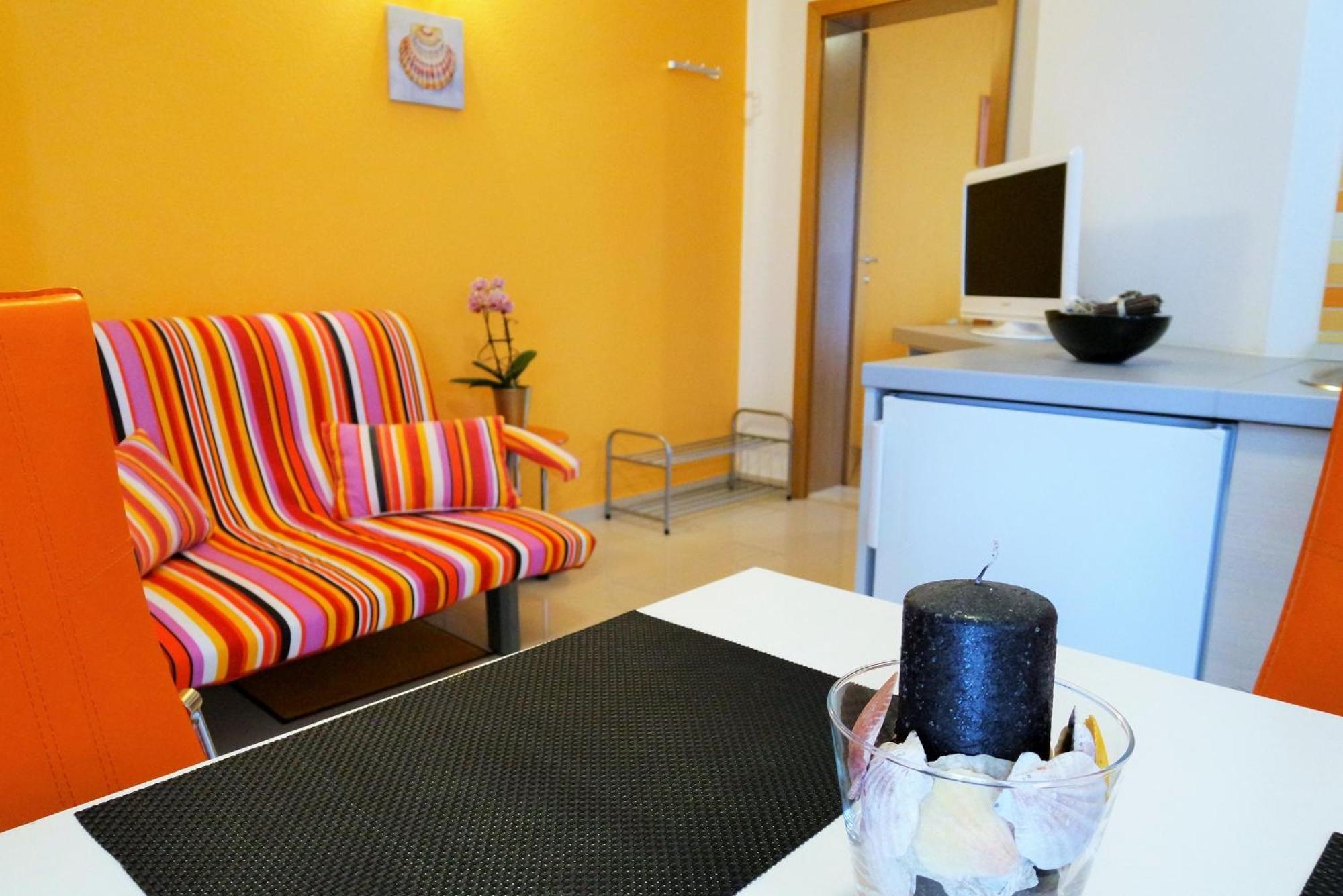 Apartments Harmonija Baška Voda エクステリア 写真