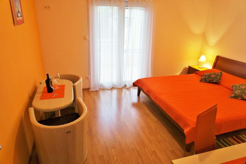 Apartments Harmonija Baška Voda エクステリア 写真