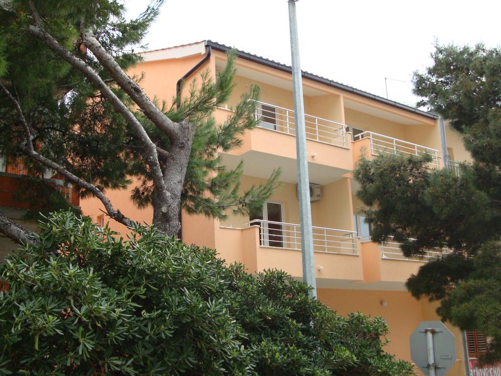 Apartments Harmonija Baška Voda エクステリア 写真
